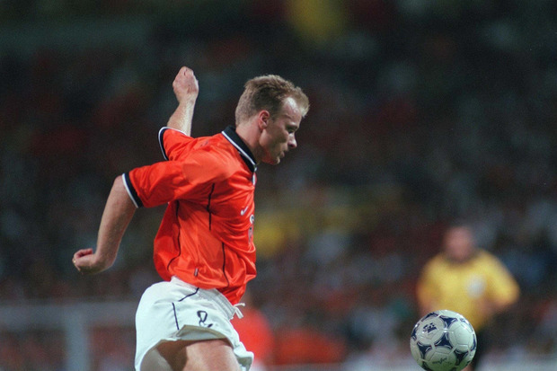 Dennis Bergkamp: O Non-Flying Dutchman