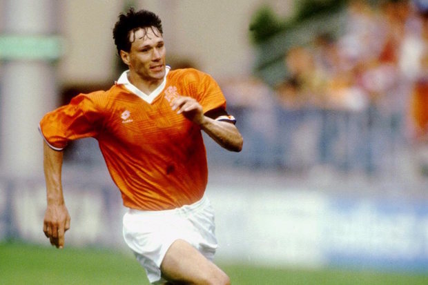 Van Basten: muito craque por pouco tempo