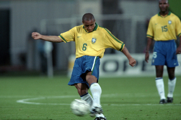 Roberto Carlos: O Pontap Canho