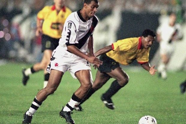 Barcelona 1 x 2 Vasco: quando o Vasco calou Guayaquil e dominou a Amrica