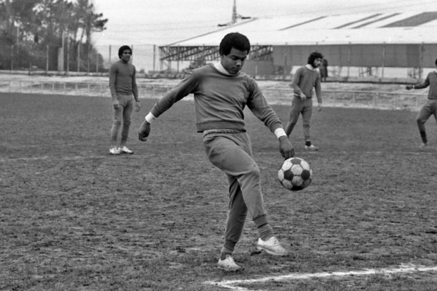 Tefilo Cubillas: El Nen