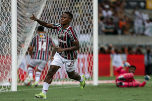 Fluminense confirm sale of Jhon Arias to Wolves