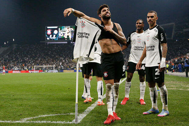 Corinthians domine Internacional dans un duel captivant sans rvler le score