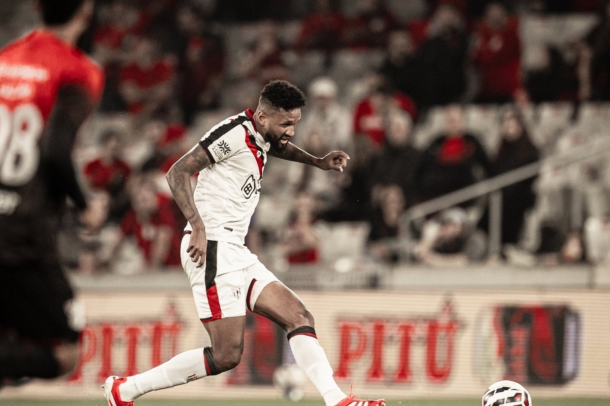 Atltico Goianiense vence o Athletico em Curitiba pela Srie B