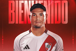 De olho na Libertadores, River tira atacante do Racing 
