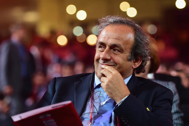 Platini assume que sorteio do Mundial98 foi manipulado