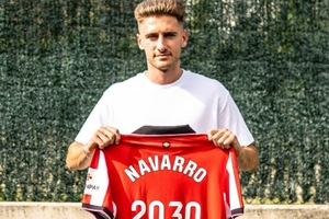 Promessa espanhola, Navarro  reforo do Athletic