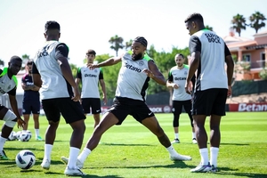 Quenda e Harder treinam integrados com o plantel do Sporting