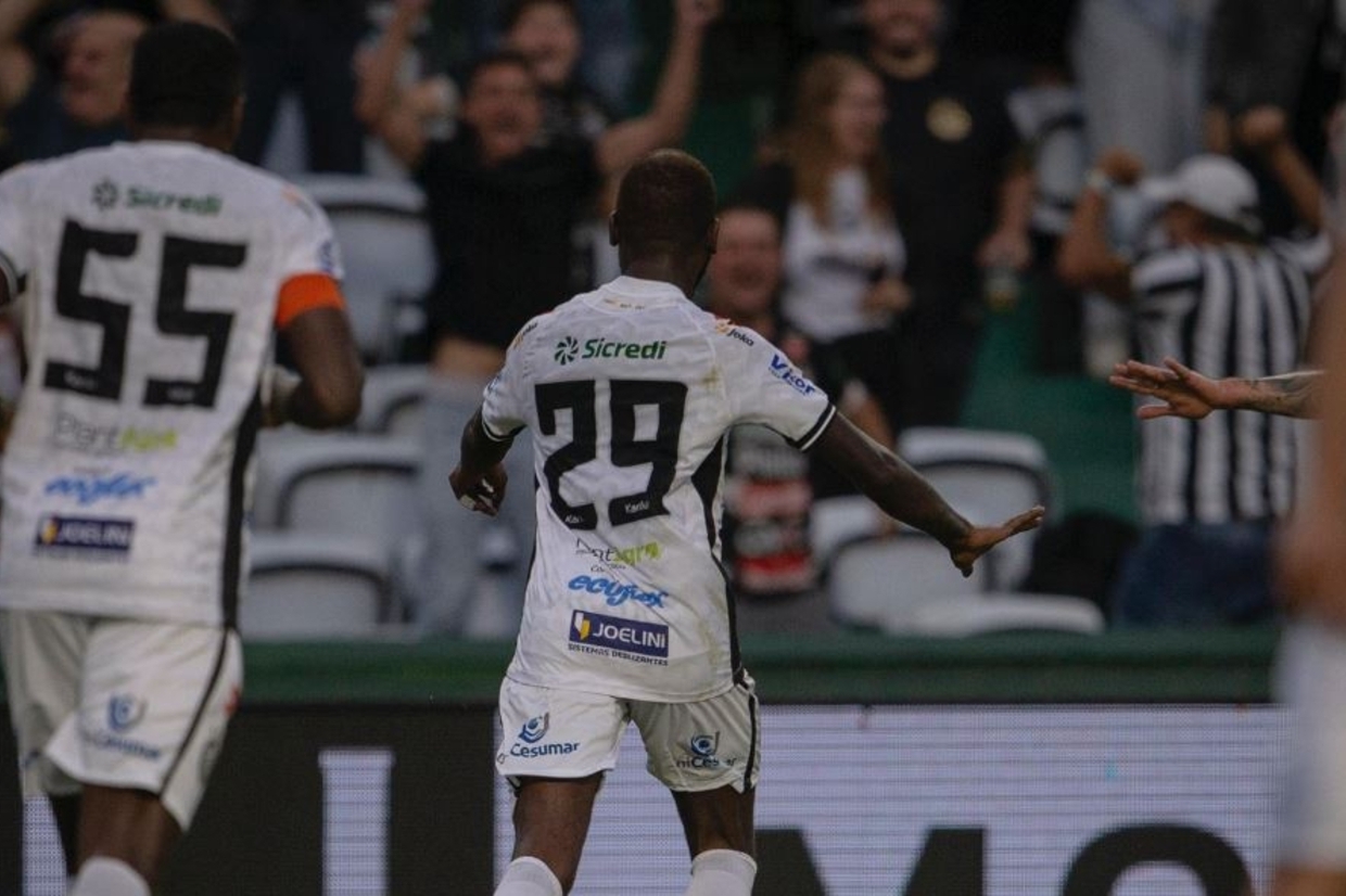 Operrio atropela Botafogo no segundo tempo e sobe ao G4 da Srie B
