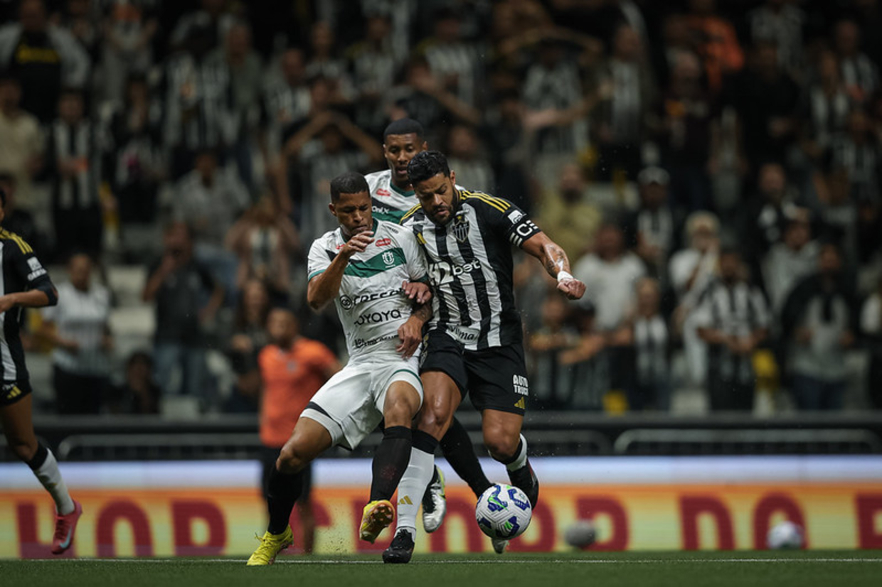 Aps empate, Atltico goleia o Maring e se classifica na Copa do Brasil