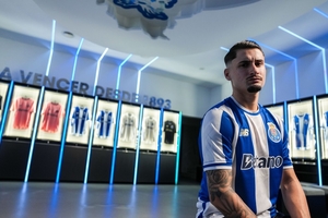 Sainz feliz na apresentao: O FC Porto  o melhor clube de Portugal