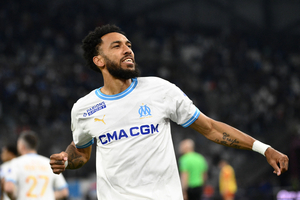 Velho conhecido e sensao brasileira na Holanda: Marseille ter nova dupla de ataque