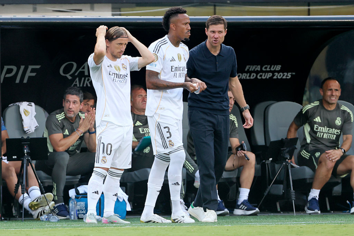 Recuperado de lesão, Éder Militão avalia a goleada sofrida: 'Faltou atenção e igualar na i...