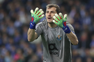 Casillas reclama una indemnizacin de 3,7 millones de euros al FC Porto por incapacidad la...
