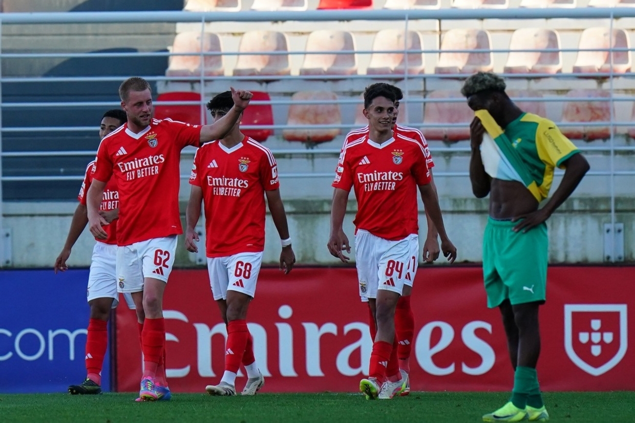 Benfica B goleia aflito Mafra