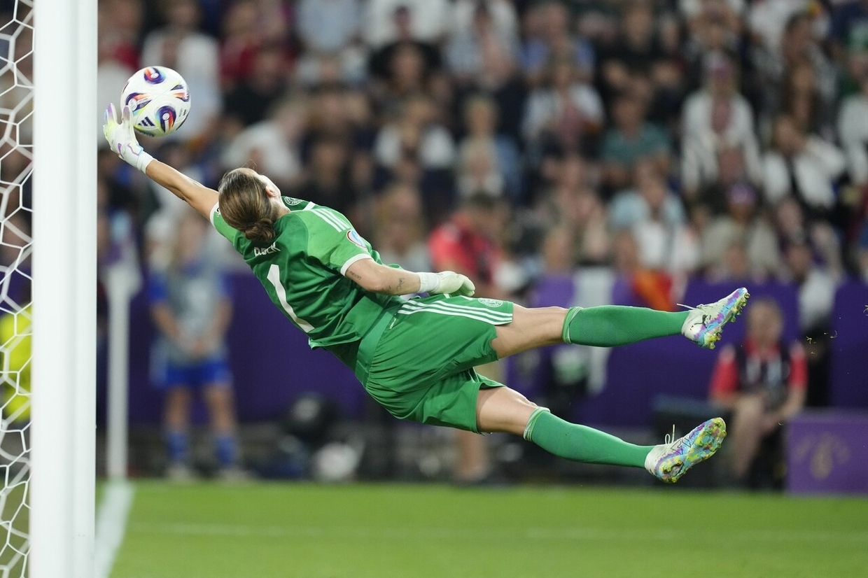 Alemanha bate França nos penáltis e marca presença nas meias do Euro 2025