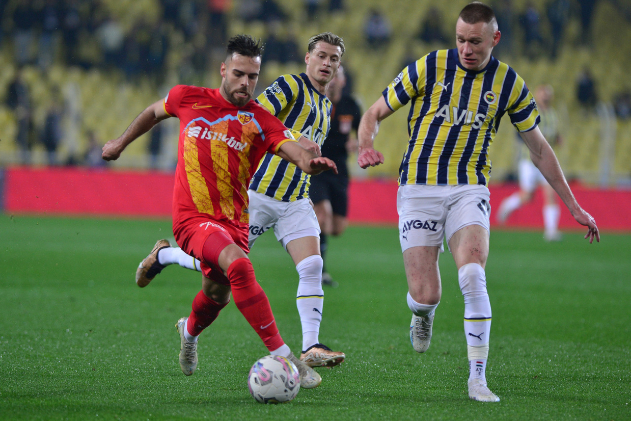 Miguel Cardoso brilha com hat-trick e aproxima Kayserispor da permanncia
