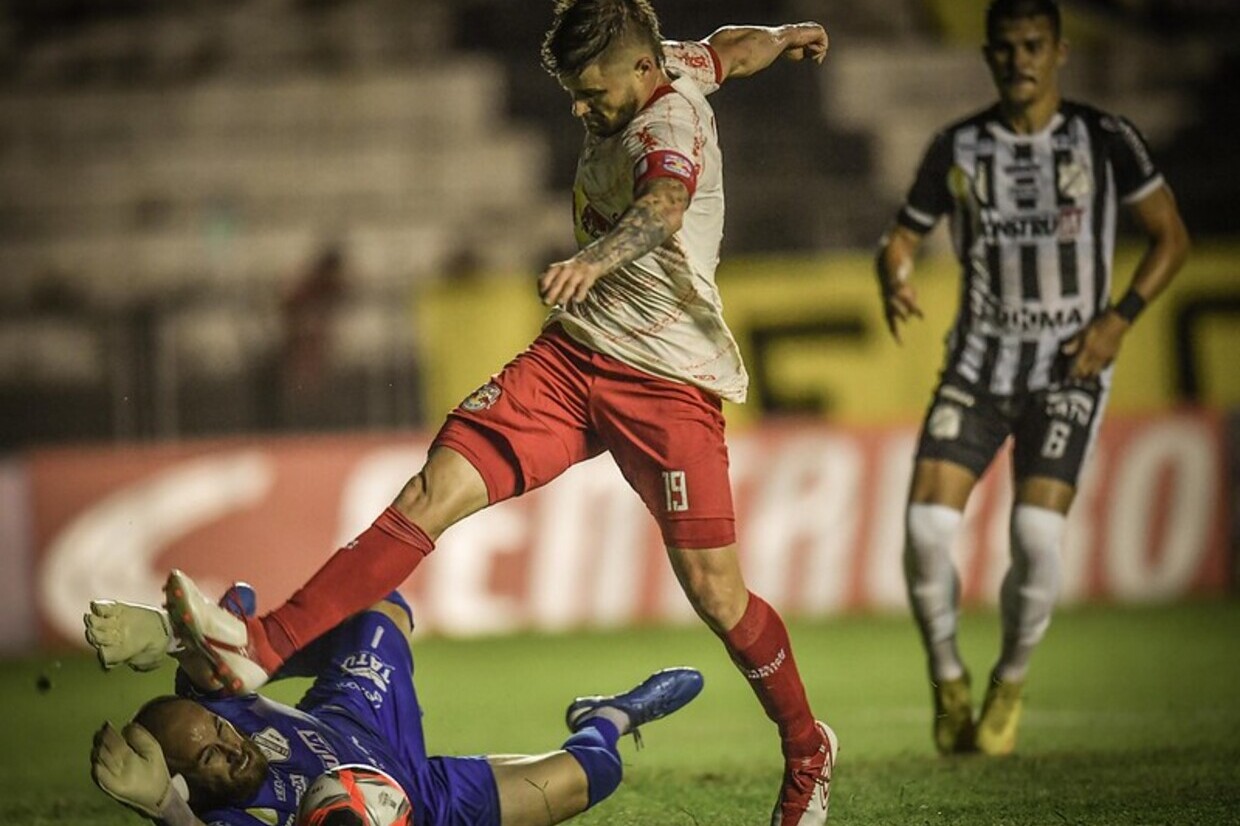 Inter de Limeira e Bragantino ficam no empate e seguem ameaados no Paulisto