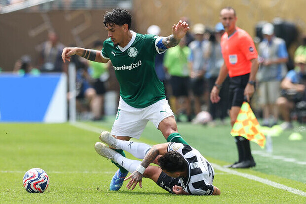Palmeiras avanza en el Mundial de Clubes tras vencer a Botafogo en octavos