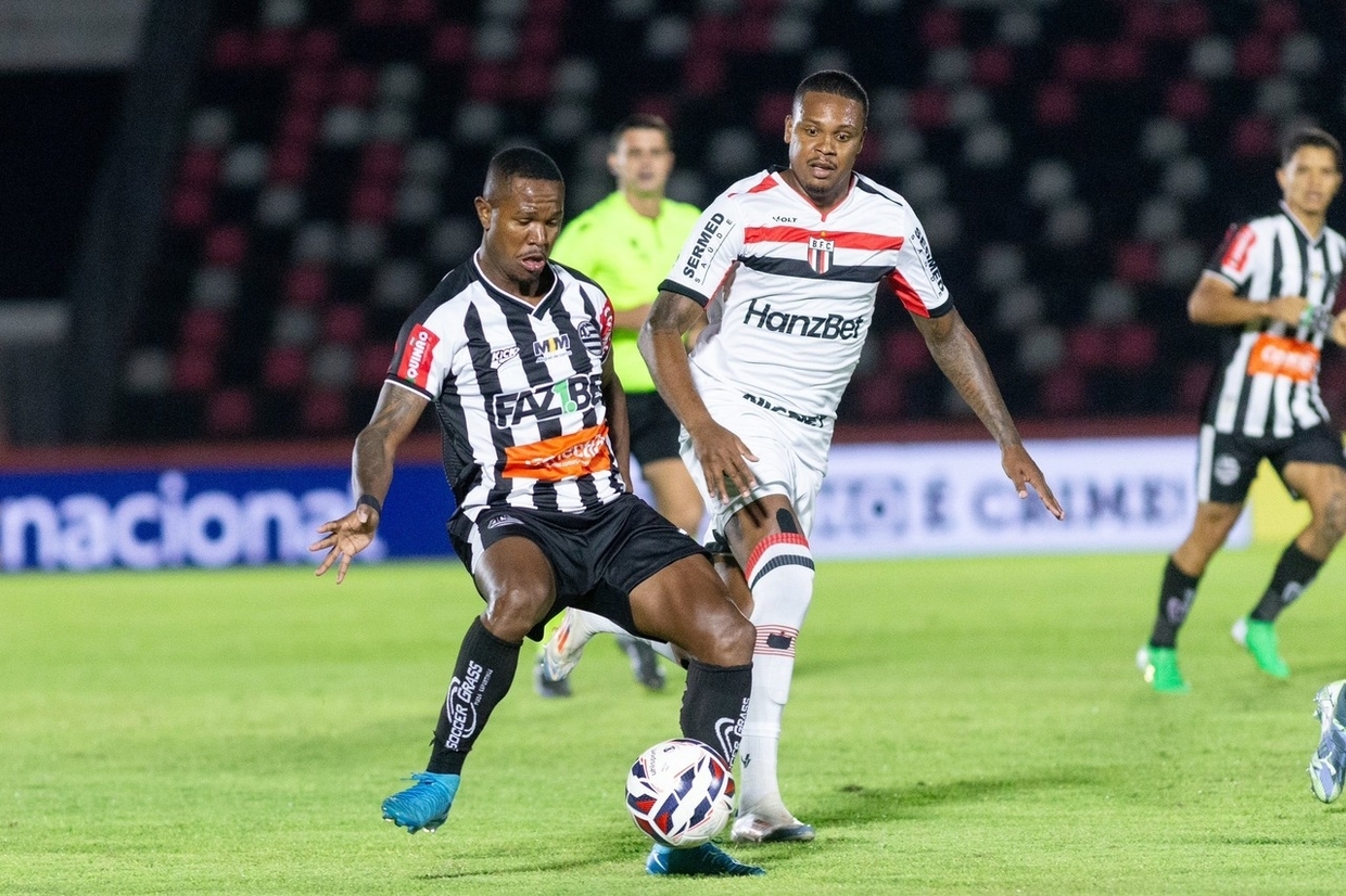 Athletic supera o Botafogo-SP e deixa o Z4 da Srie B