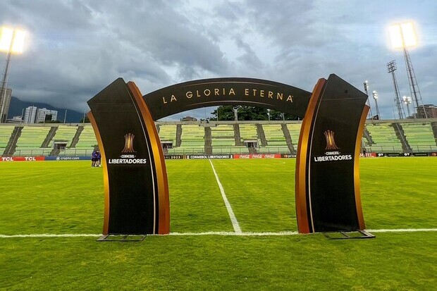 Internacional celebrate narrow win over Metropolitanos FC