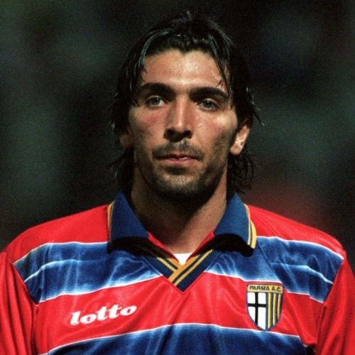 Gianluigi Buffon :: 1998/1999 - Player Profile & Stats